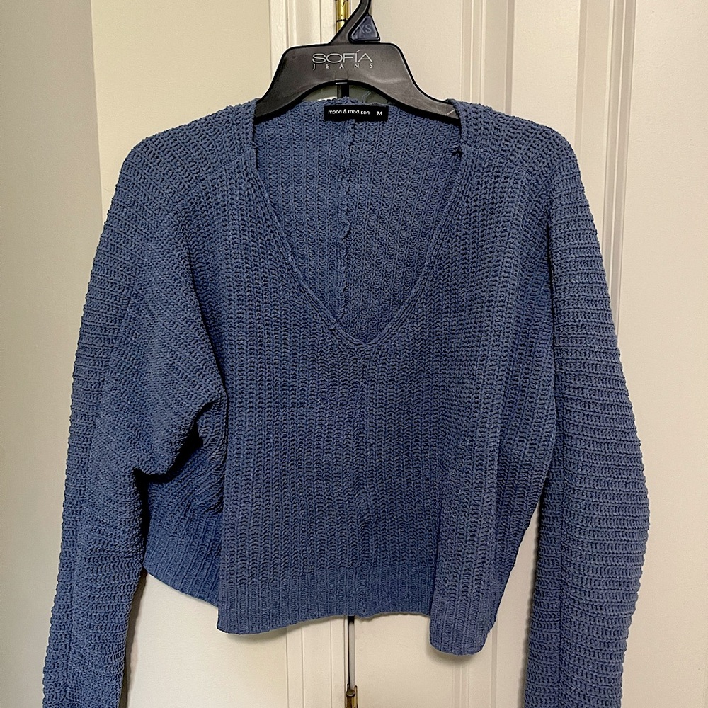 Women’s sweater